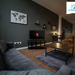 Contractor Stays By Furnished Accommodation Liverpool - Free Parking